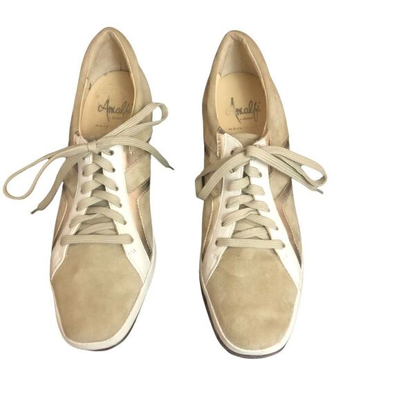 Stylish, Sleek, Tan/Cream/Gold Amalfi Suede/Leather Athletic Shoes, Size 9 - Picture 5 of 6